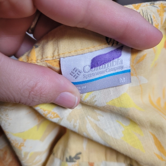 Columbia Camp Henry Lose Fit Shirt - Picture 3 of 7